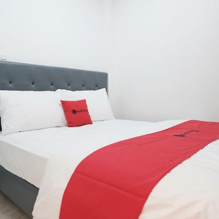 Reddoorz Near Taman Palem Ξενοδοχείο Τζακάρτα Εξωτερικό φωτογραφία